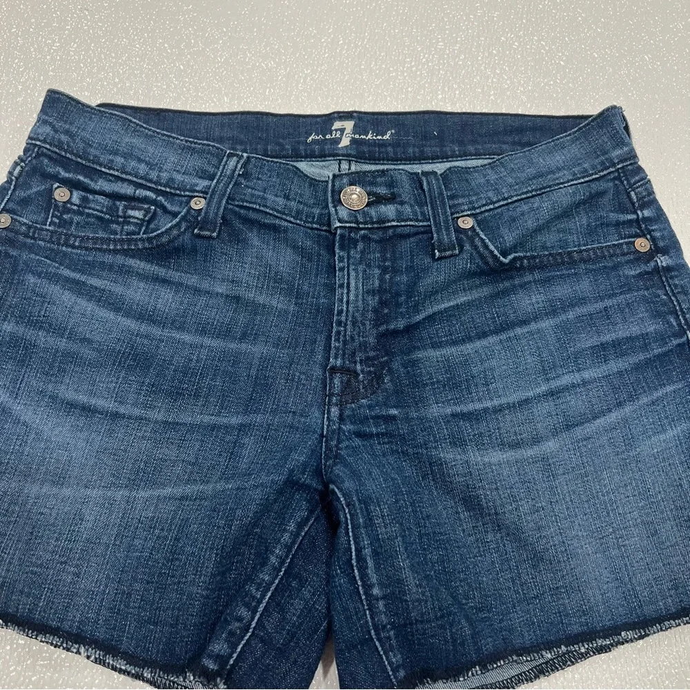 7 FOR ALL MANKIND Dark Blue Indigo Denim Shorts Size 28 - Picture 2 of 6
